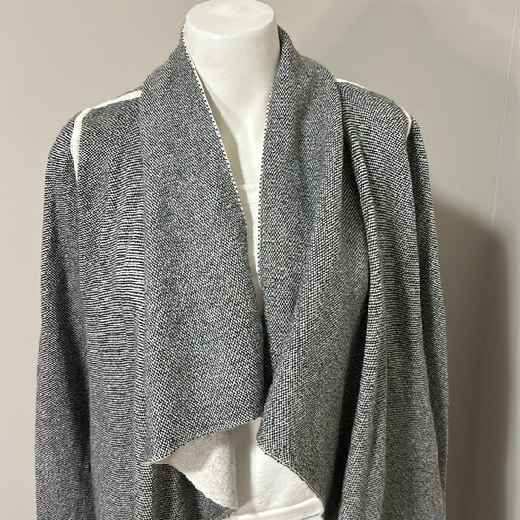 Skull Cashmere Skull Lambs Wool Angora Grey Open Cardigan Poncho Sweater Sz S - Picture 4 of 14